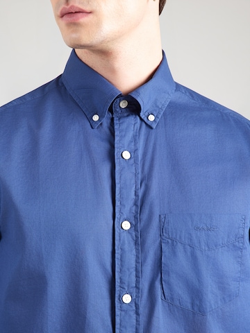 Coupe regular Chemise GANT en bleu