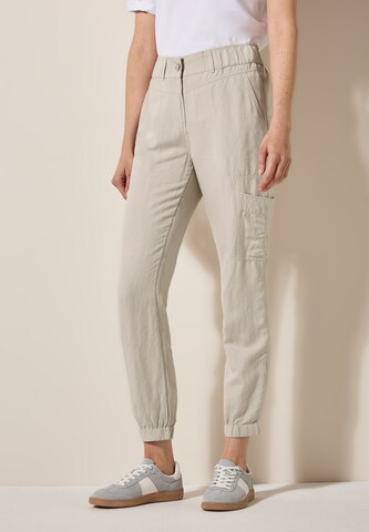 CECIL Tapered Cargo Pants in Beige: front
