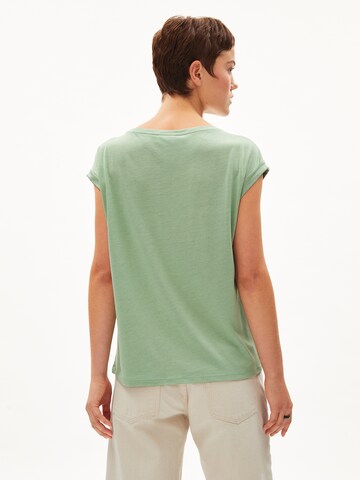 T-shirt ARMEDANGELS en vert