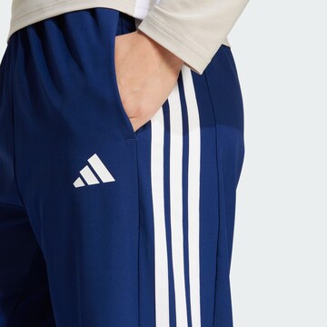 ADIDAS PERFORMANCETapered Sportske hlače 'Essentials' - plava boja