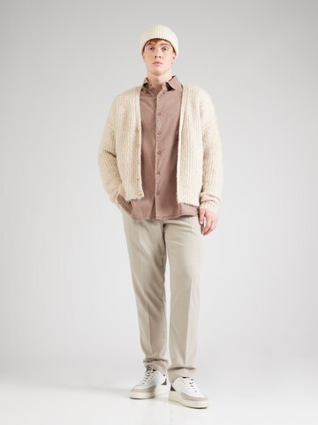 TOPMAN Comfort Fit Hemd in Beige
