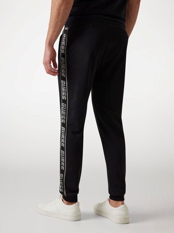 GUESS - regular Pantalón deportivo 'Z2YB19K6ZS1' en negro