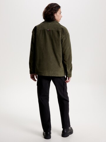 Tommy Jeans Regular fit Between-Season Jacket 'Sherpa' in Green