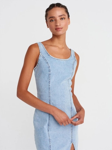 Dilvin - Vestido em azul
