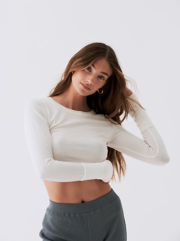 RÆRE by Lorena Rae Shirt 'Asya' in White: front