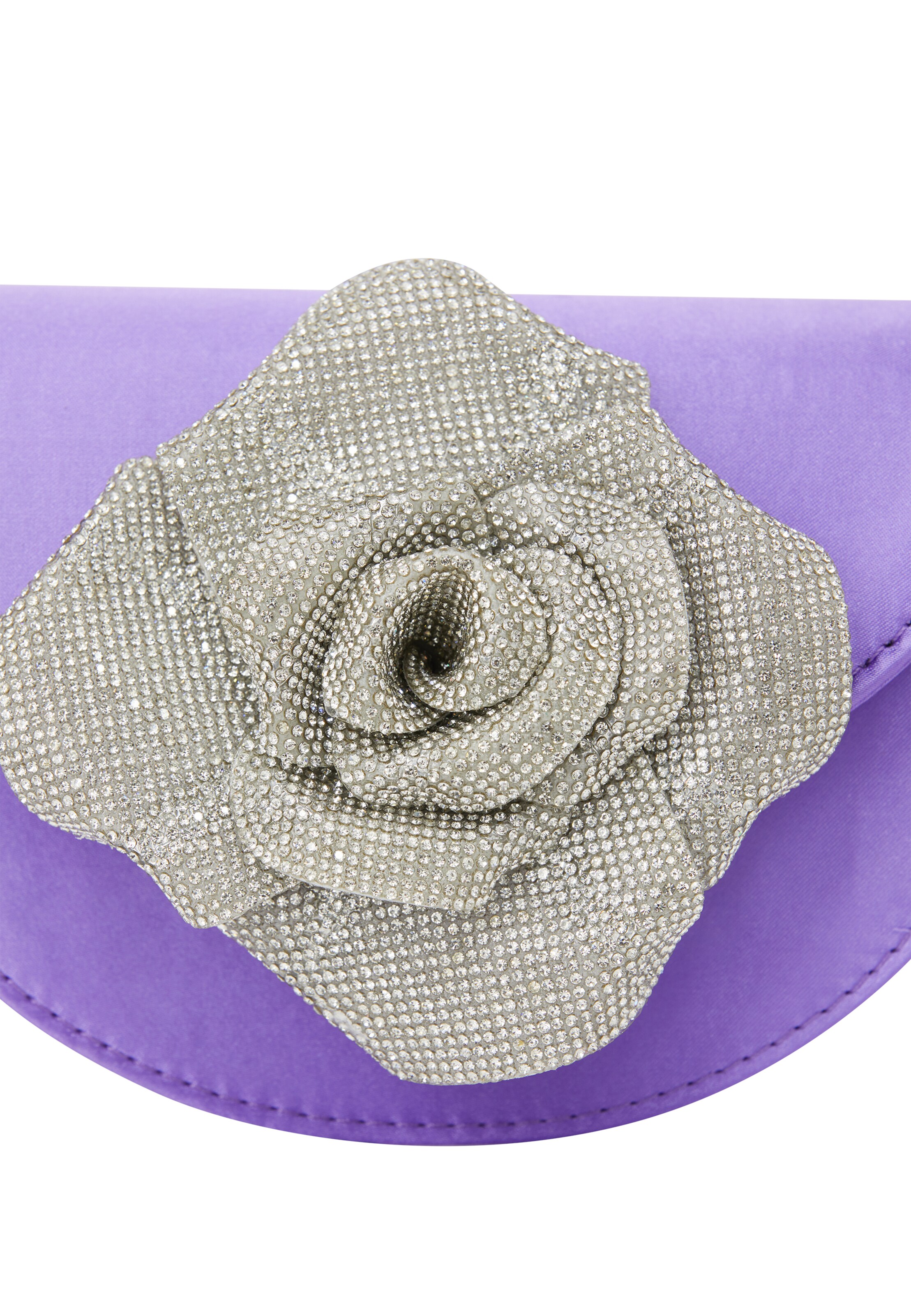 Clutch de la faina pe mov