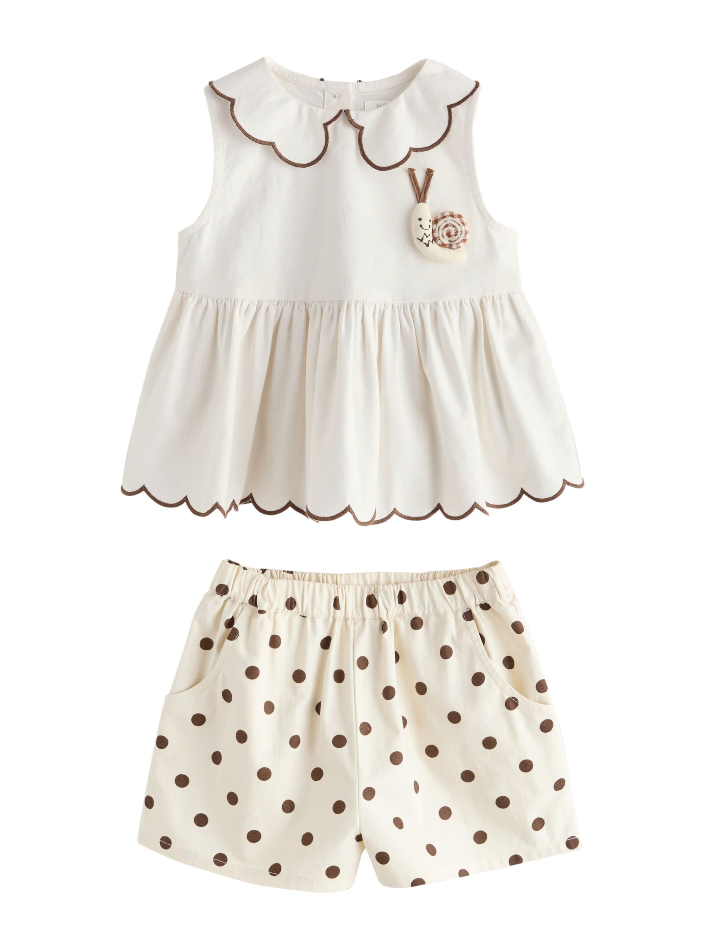 Next Set in Wit: voorkant