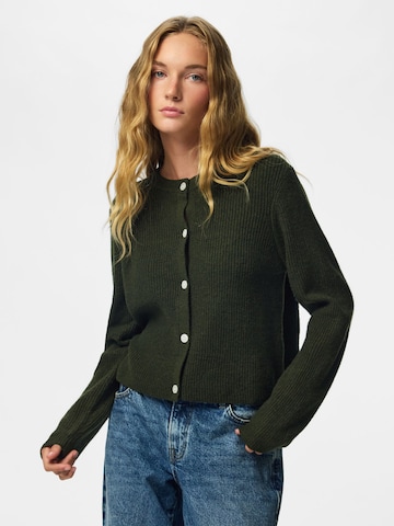 PIECES Knit Cardigan 'PCSILLY' in Green: front