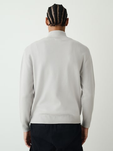 Geacă tricotată de la Next pe gri