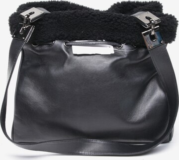 Stuart Weitzman Schultertasche / Umhängetasche One Size in Schwarz