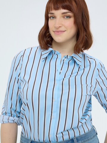 Fiorella Rubino - Camiseta en azul