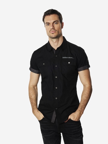 Regular fit Camicia di KOROSHI in nero: frontale