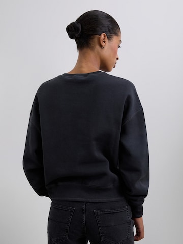 Felpa 'Skullflock' di Scalpers in nero