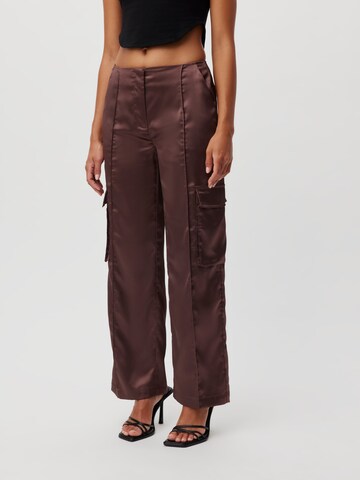 Regular Pantalon à plis 'Michelle' LeGer by Lena Gercke en marron : devant