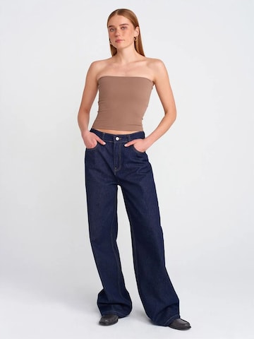 Dilvin Top in Bruin
