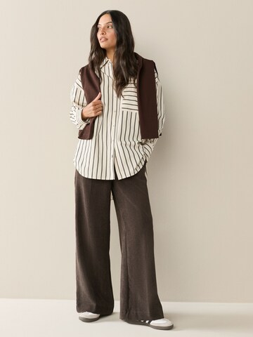 Next Wide Leg Hose in Braun