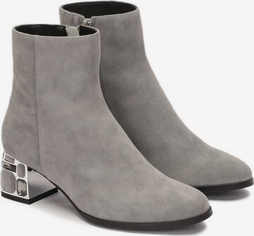 Kazar Ankle Boots in Grau