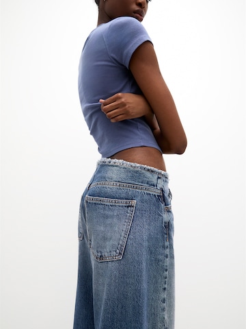 Pull&Bear Wide Leg Jeans in Blau