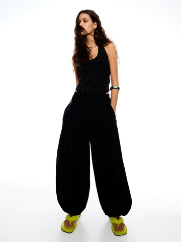 Bershka Body i sort