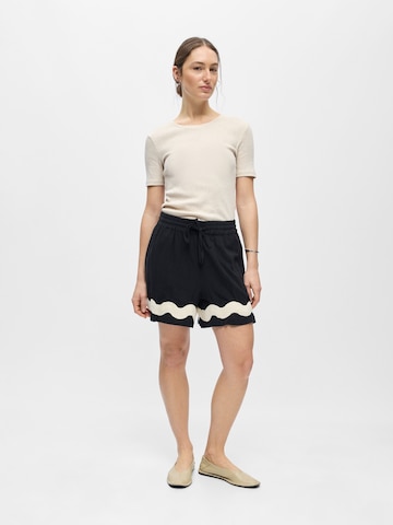 OBJECT Voľný strih Nohavice 'OBJMARICA' - Čierna