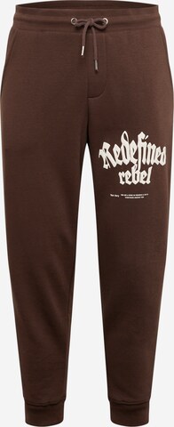 Pantaloni 'Jad' di Redefined Rebel in marrone: frontale