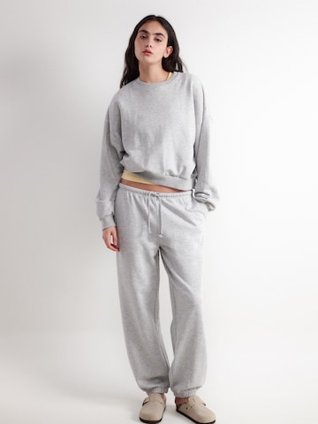 BALMOHK Свитшот в Серый: спереди