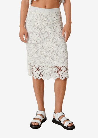 QS Skirt in White: front