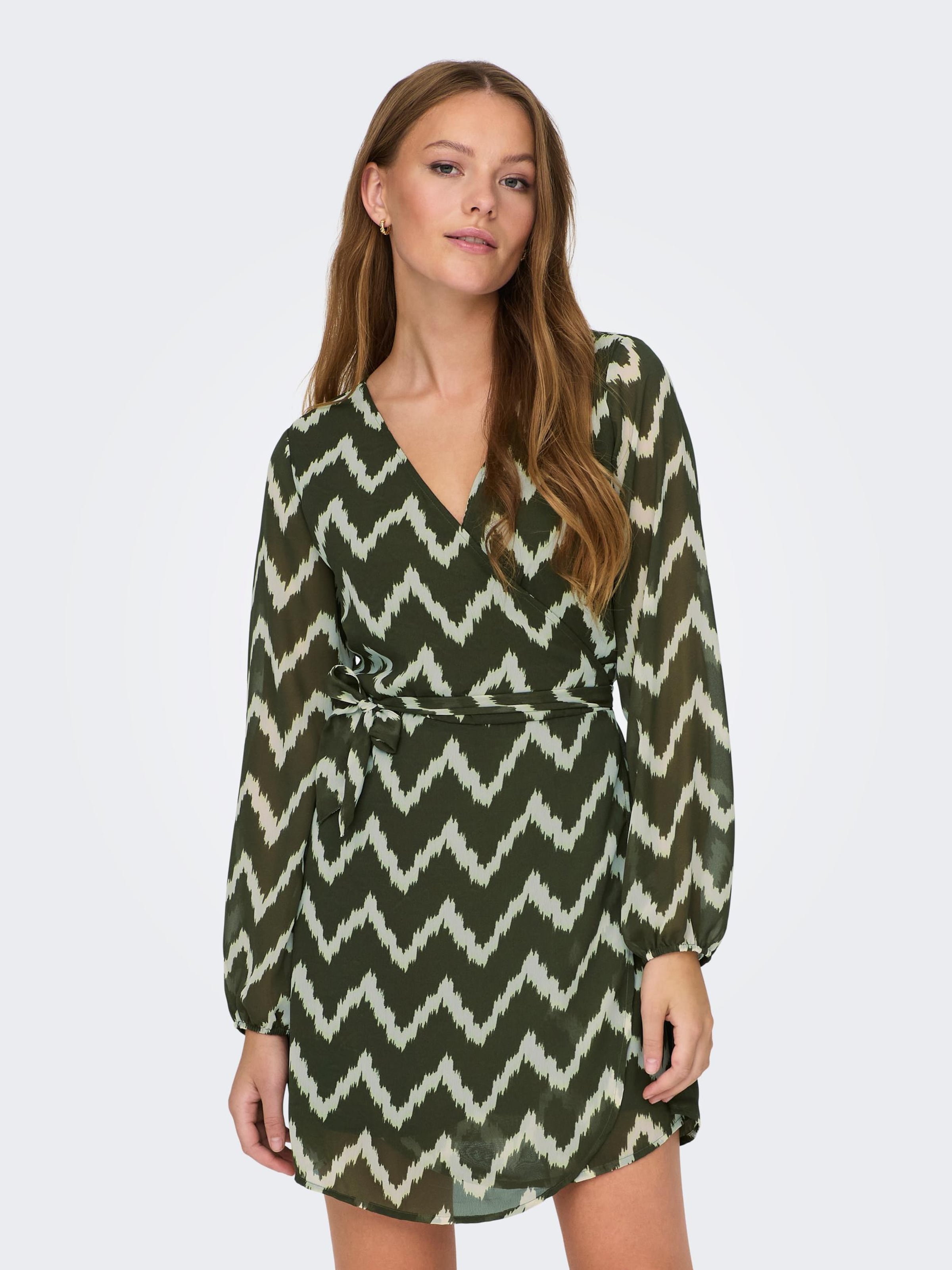 Robe ONLY en Kaki ABOUT YOU