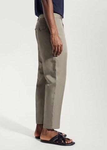 MANGO MAN Loose fit Pleated Pants in Green