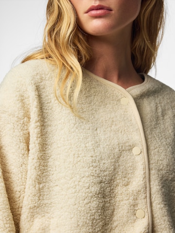 Veste mi-saison 'PCKATTY' PIECES en beige