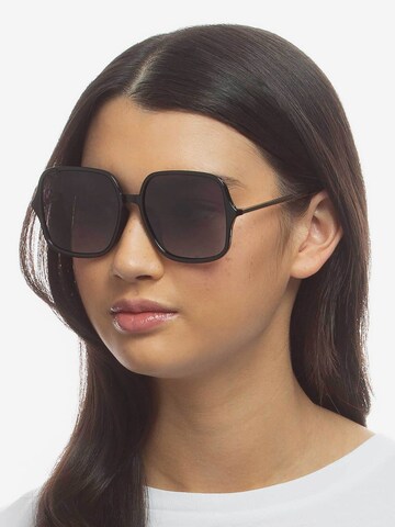 LE SPECS Sunglasses 'Hey Hunni' in Black