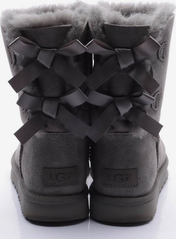 UGG Dress Boots in 39 in Grey