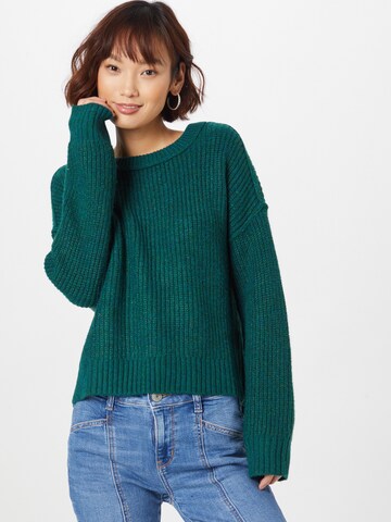 American Eagle Sweater in Green: front