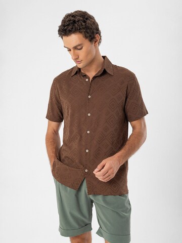 ruda Antioch Standartinis modelis Marškiniai