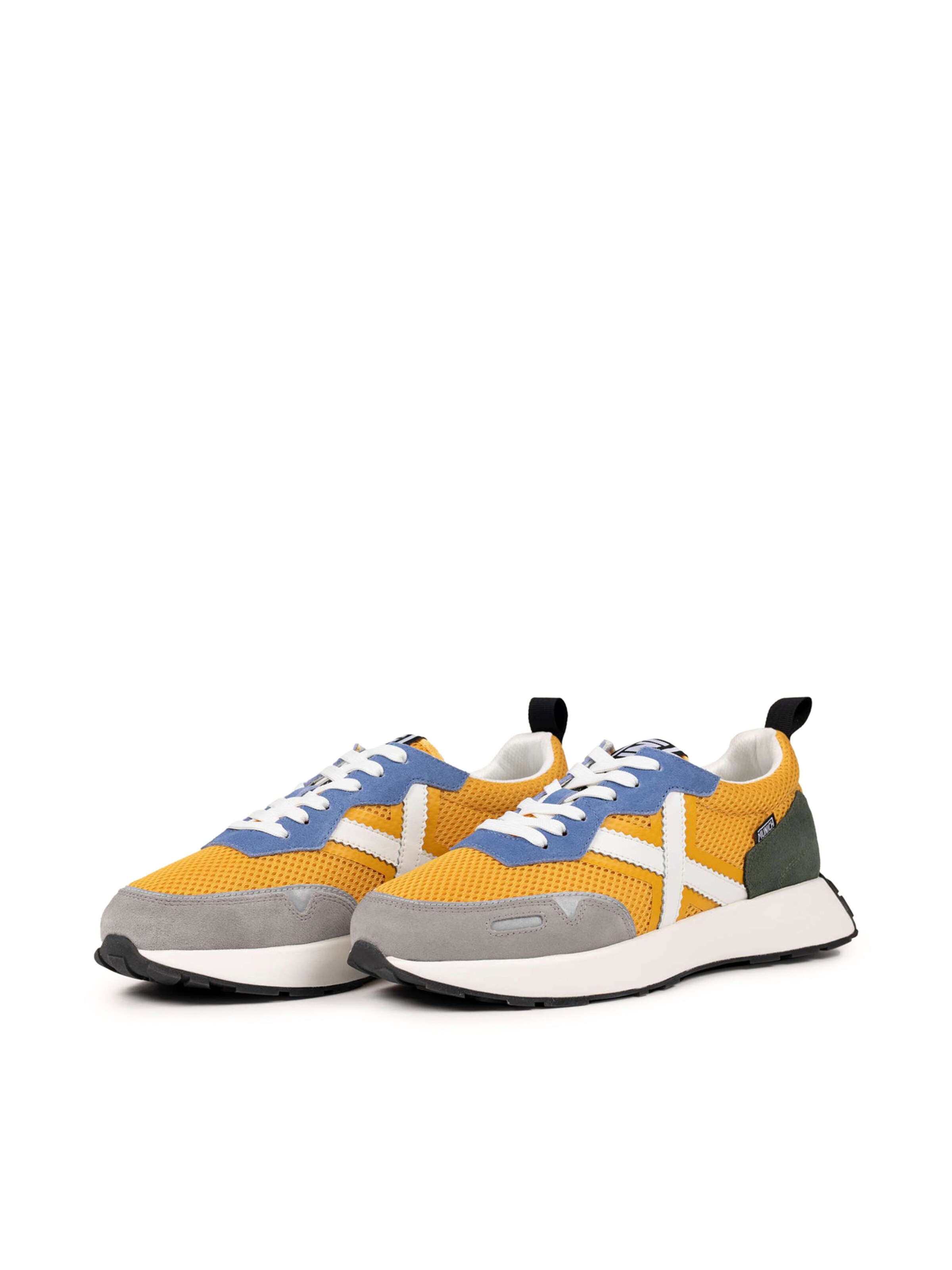 MUNICH Sneakers laag 'Xemine' in Oranje