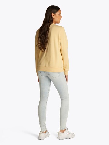 Felpa 'ESSENTIAL' di Tommy Jeans in giallo