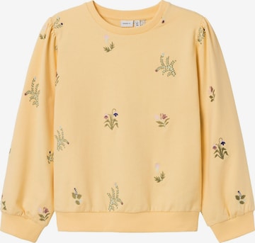 Pull-over NAME IT en jaune : devant