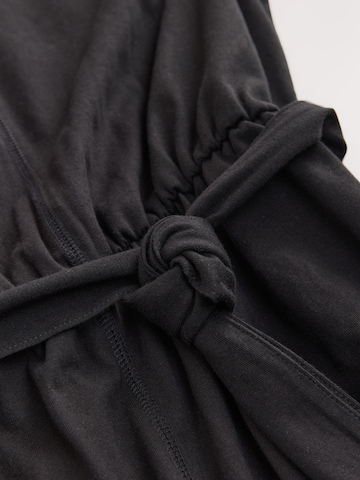 Next Jumpsuit in Zwart