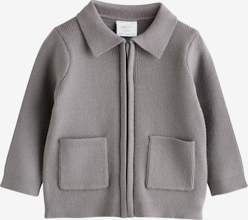 Next Neuletakki värissä harmaa: etupuoli