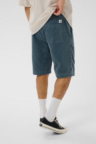 Matinique Regular Short 'MAneel 73' in Blau