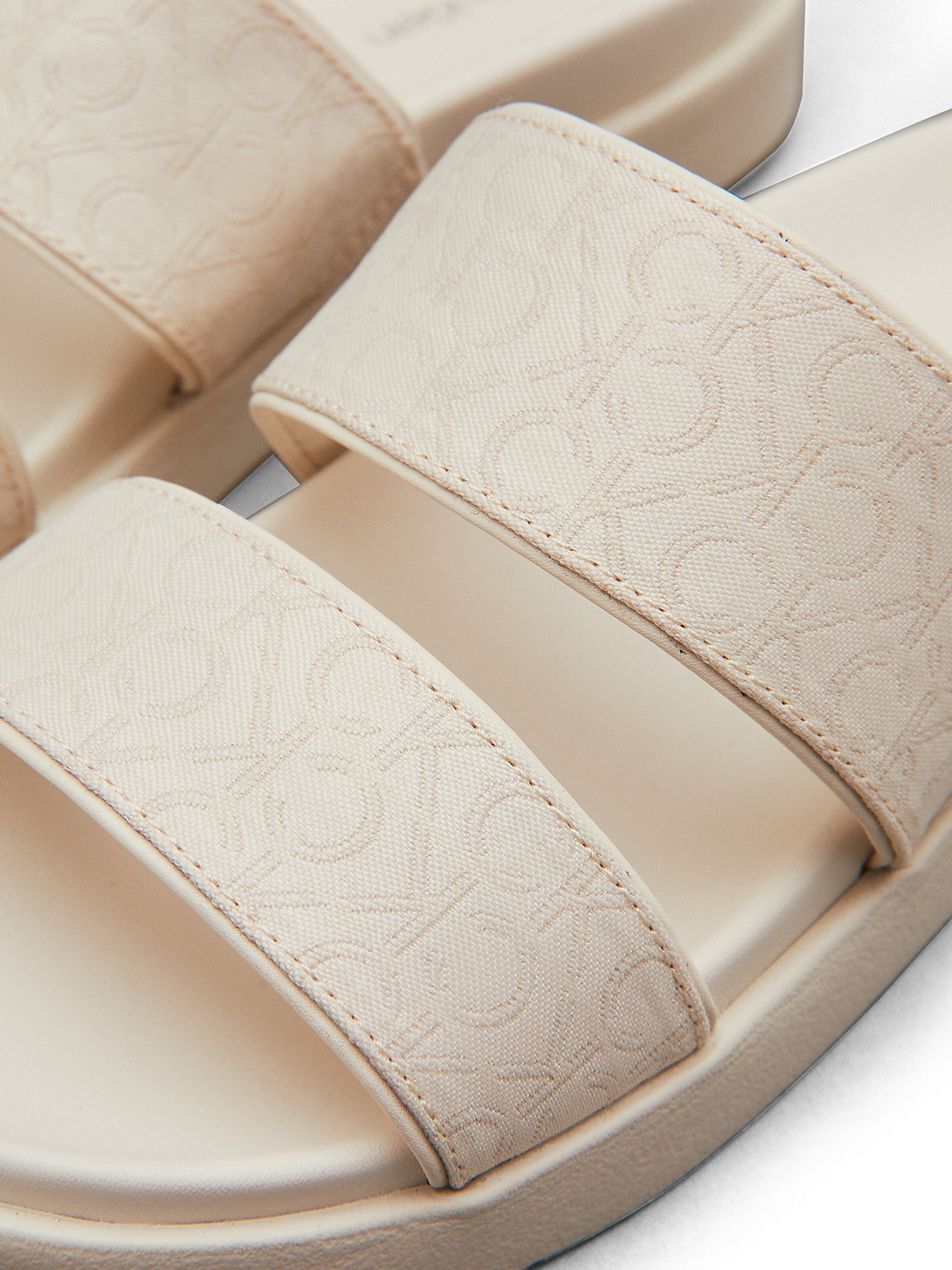 Calvin Klein Sandale in Weiß