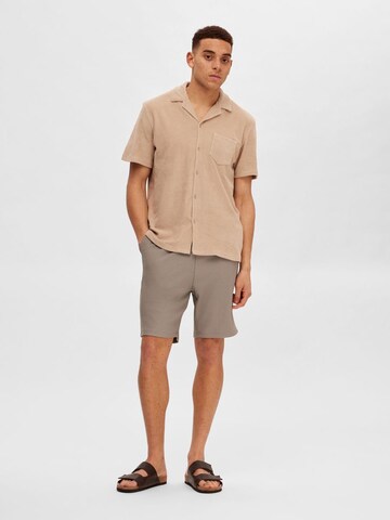 SELECTED - regular Pantalón en gris