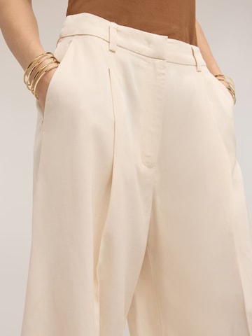 MOTIVI Regular Broek in Beige