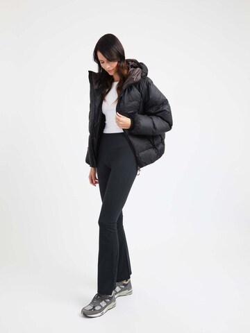 Veste d’hiver 'Bubble' JACK1T en noir