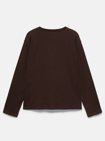 Pull&Bear T-shirt i brun