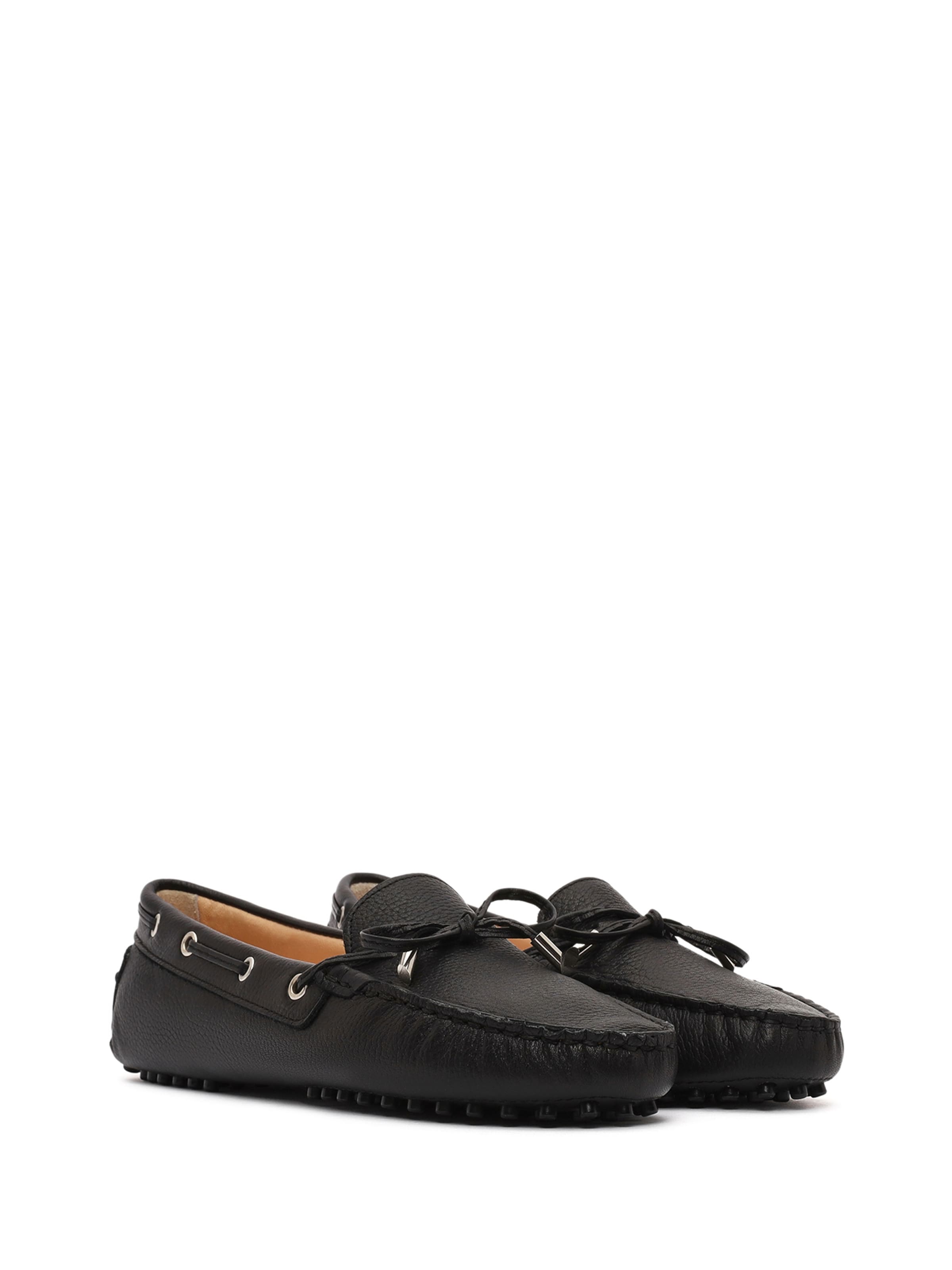 Derimod - Mocassins em preto
