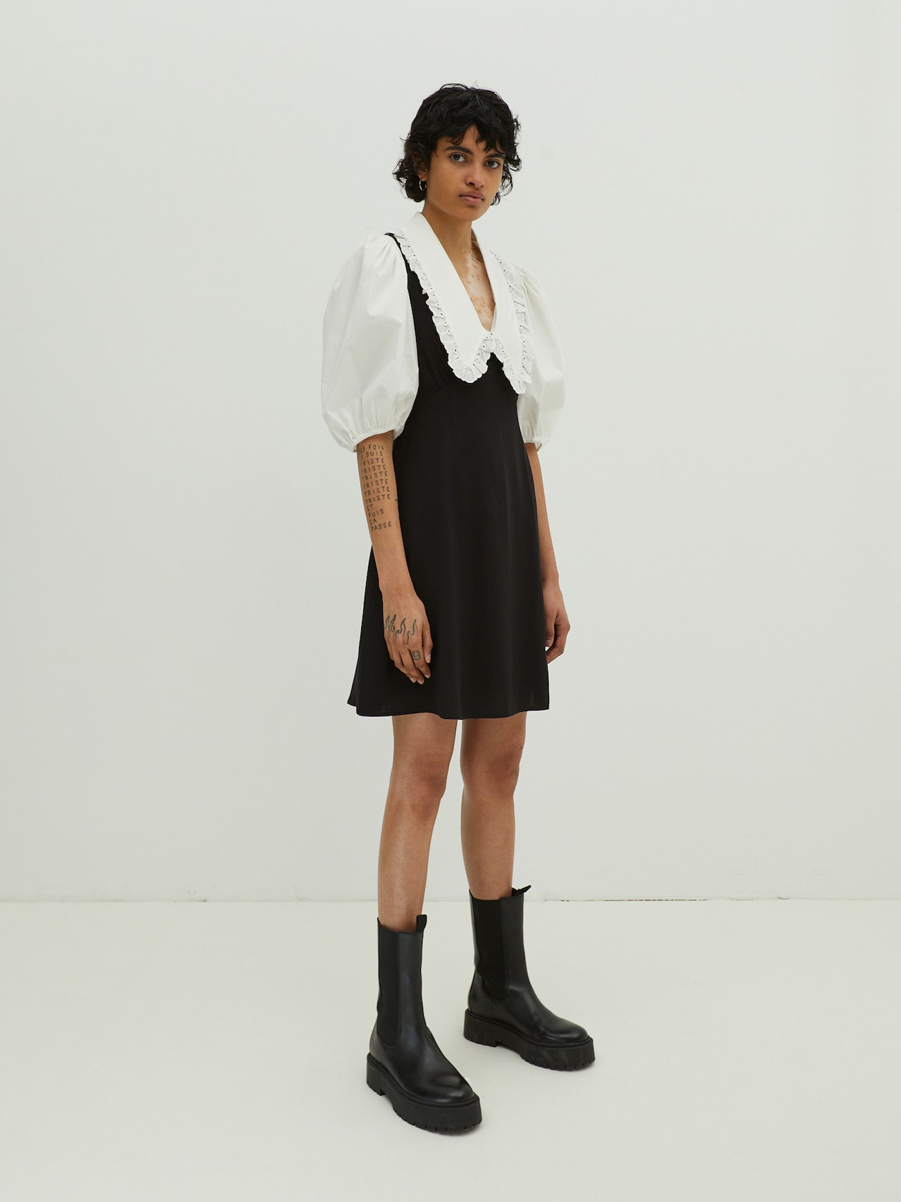 EDITED Produits Robe 'Everly' noir