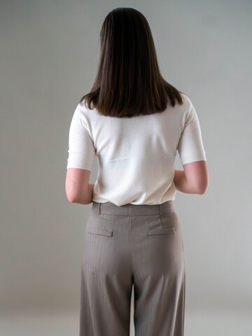 WEARABLE STORIES Sweater 'Lone' in Beige