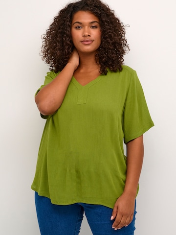 KAFFE CURVE Тениска 'Ami' в зелено: отпред