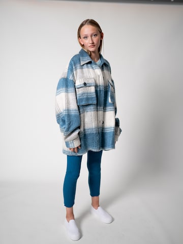 UNFOLLOWED x ABOUT YOU Shirtjacke 'Wild' in Blau